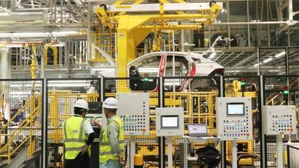 外觀裝配精度1毫米以?xún)?nèi) 移動(dòng)互聯(lián)網(wǎng)技術(shù)如何重塑奇瑞捷豹路虎常熟樣板工廠